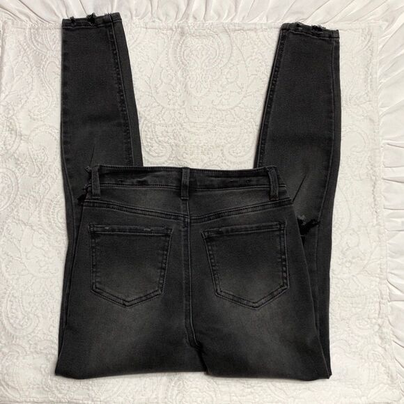 Juniors High Waist NO Boundaries Skinny Jeans Size 3 Distressed Gray and Black - Picture 4 of 8